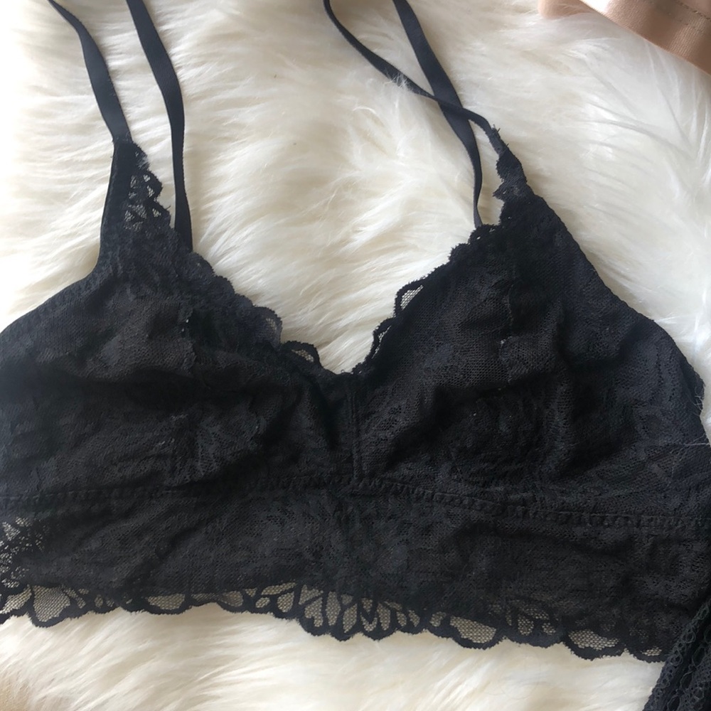 Bralettes - Picture 3 of 4